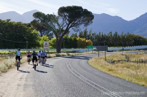 The start of the hill: Bain's Kloof Pass
