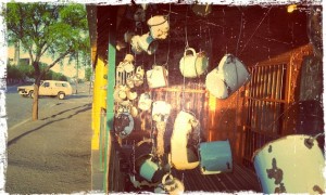 What is it about the Karoo and tin coffee mugs