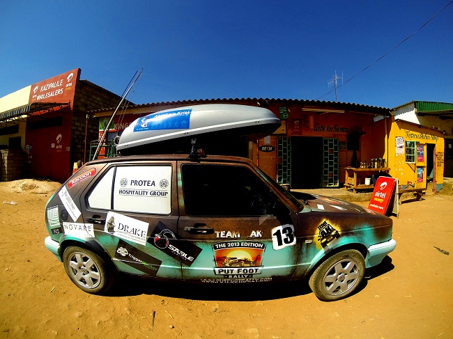 Kevin looking sad with a broken roof rack